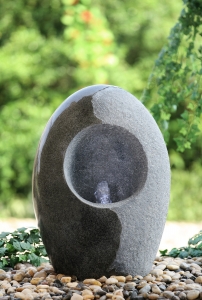 Fuente piedra oval